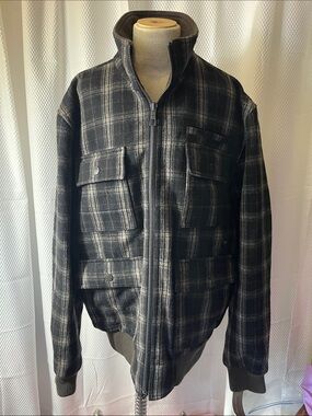 American Rag Black & Gray Plaid Field Jacket NWT men's size medium